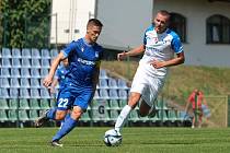 Lech Poznaň - Baník Ostrava 1:1 (přípravný zápas v Polsku, Opalenica, 8. 7. 2023). Na snímku vpravo útočník Slezanů Ladislav Almási.