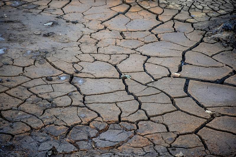 Laguny po ostravské chemičce Ostramo, 28. prosince 2020 v Ostravě.