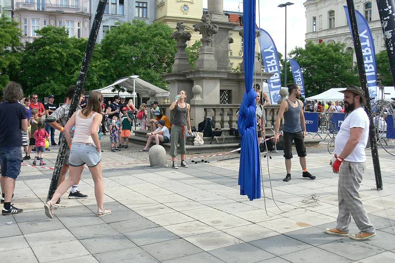 V sobotu 26. června 2021pokračoval druhým dnem v Ostravě Festival v ulicích.