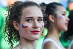 Finále muži: ČR - Norsko. FIVB Světové série v plážovém volejbalu J&T Banka Ostrava Beach Open, 2. června 2019 v Ostravě. Na snímku roztleskavačka.