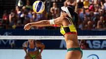 Finále ženy: Agatha Bednarczuk (BRA), Eduarda Santos Lisboa Duda (BRA) - Ana Patricia Silva Ramos (BRA), Rebecca Cavalcanti Barbosa Silva (BRA). FIVB Světové série v plážovém volejbalu J&T Banka Ostrava Beach Open, 2. června 2019 v Ostravě. Na snímku Edua