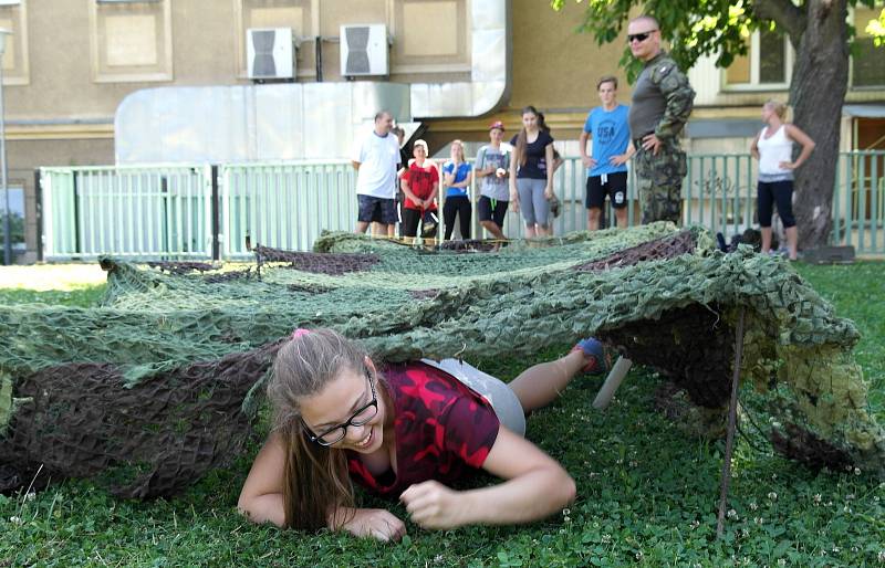 Oblastní kolo branné soutěže se uskutečnilo na hřišti ZŠ Porubská v Ostravě-Porubě.