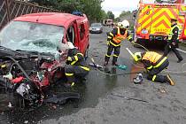 Dopravní nehoda tří vozidel v Ludgeřovicích.