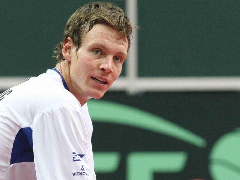 Tenisté Davis Capu při pondělním tréninku.  Na snímku Tomáš Berdych