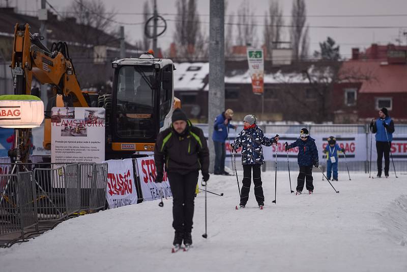 Olympijský festival u Ostravar Arény, 12. února 2018 v Ostravě. Běžky.