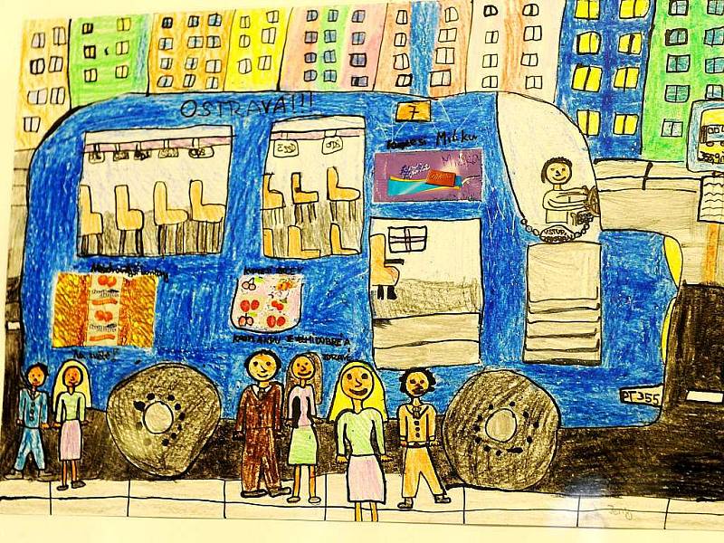 Jedeme na výlet městskou hromadnou dopravou. Takové bylo téma výtvarné soutěže pro děti, do které zaslalo své obrázky bezmála šest set školáků či předškoláků.
