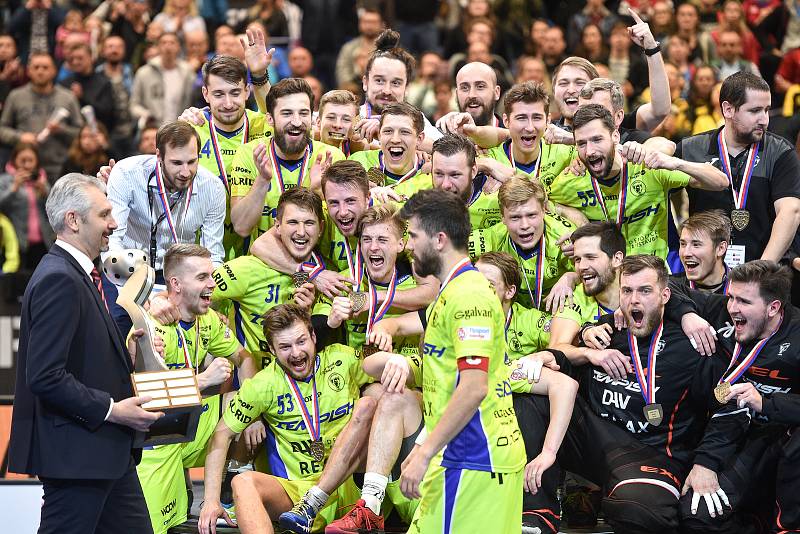 Superfinále play off florbalové superligy mužů: Technology florbal Mladá Boleslav - 1. SC TEMPISH Vítkovice, 14. dubna 2019 v Ostravě. Na snímku team Vítkovic.