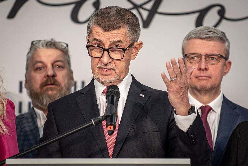 Prezidentský kandidát a postupující do druhého kola Andrej Babiš vystoupil na tiskové konferenci po prvním kolo prezidentských voleb, 14. ledna 2023, Praha.