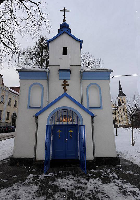 V malebném kostelíku v Michálkovicích proběhly pravoslavné vánoce. Zdejší pravoslavní věřící oslavili příchod nového roku sváteční bohoslužbou.