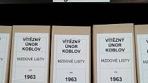 Archiv horníků a dalších pracovníků ostravských šachet je na někdejším Dole Jeremenko ve Vítkovicích, objevilo se v něm i jméno Jaroslava Cimrmana, který fáral na Dole Hlubina, nyní jsou osobní karty zadávány do počítačového systému k lepší evidenci a nac