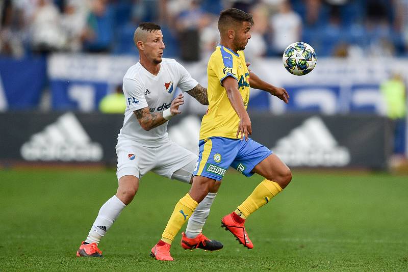 Utkání 3. kola první fotbalové ligy: FC Baník Ostrava - FK Teplice, 26. července 2019 v Ostravě. Na snímku (zleva) Jiří Fleišman a Patrik Žitný.