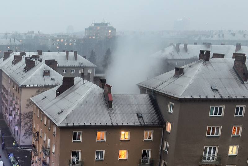 Večerní požár 6. března 2018 v Ostravě-Porubě