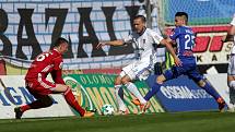 Derby Sigma vs. Baník táhne. Snímky z předchozího derby na Andrově stadionu a odjezd (příjezd) fanoušků Baníku do Olomouce.