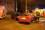 Nehoda dvou osobních aut se stala v sobotu vpodvečer na křižovatce ulic Várenské a Novinářské v Ostravě.