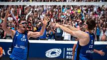 FIVB Světové série v plážovém volejbalu J&T Banka Ostrava Beach Open, 2. června 2019 v Ostravě. Semifinále muži, (1) Ondrej Perusic a (2) David Schweiner.