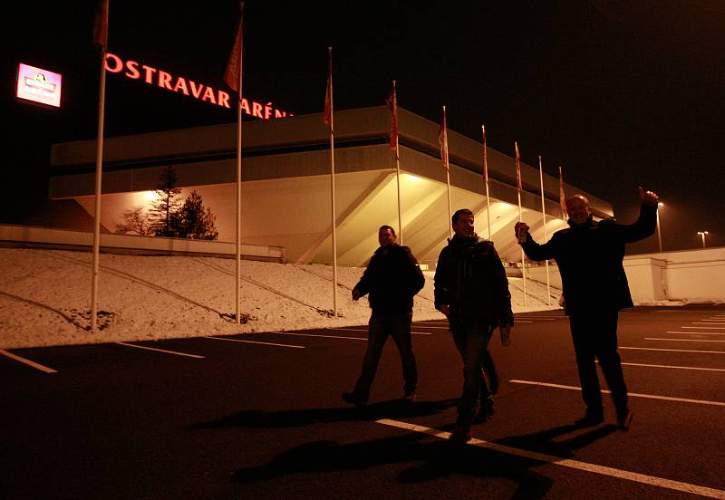 Zrušený koncert kapely Scorpions v Ostravar Aréně.