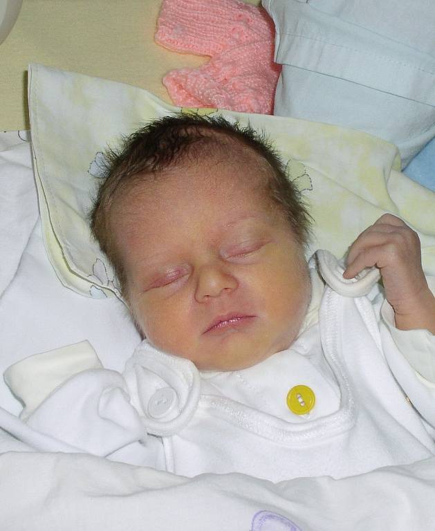 Lucie Vantuchová, 20. 10. 2012, 2410 g, 46 cm, Petřkovice 