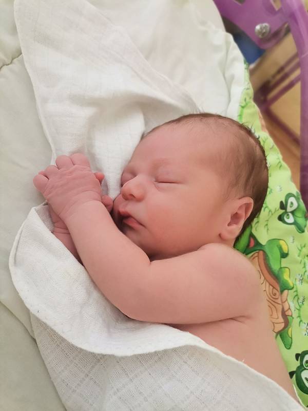 Adam Štemon, Lučina, narozen 27. června 2022 v Havířově, míra 50 cm, váha 3310 g. Foto: Michaela Blahová