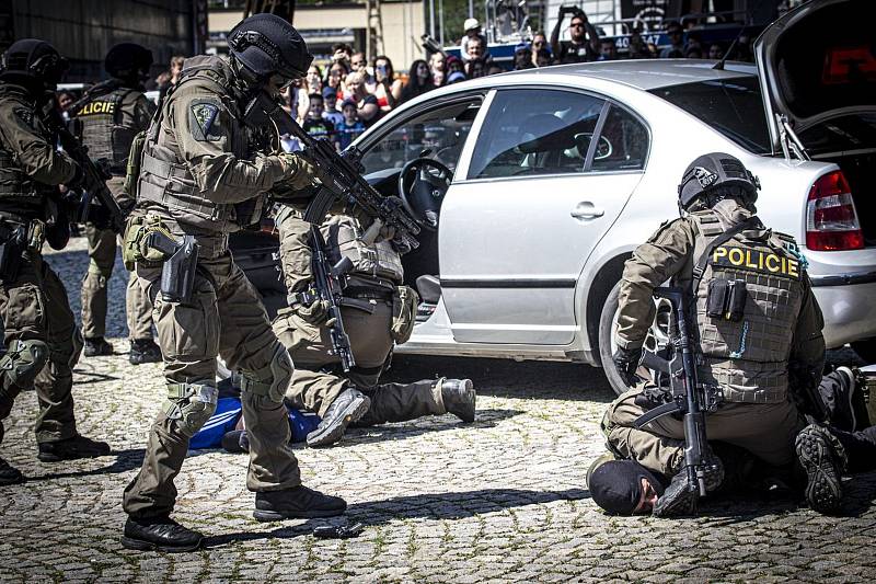 Na Dni policie s majáčkem byla k vidění řada zajímavých ukázek a vystoupení.