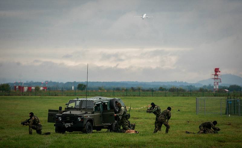 Dny NATO v Ostravě na letišti v Mošnově.