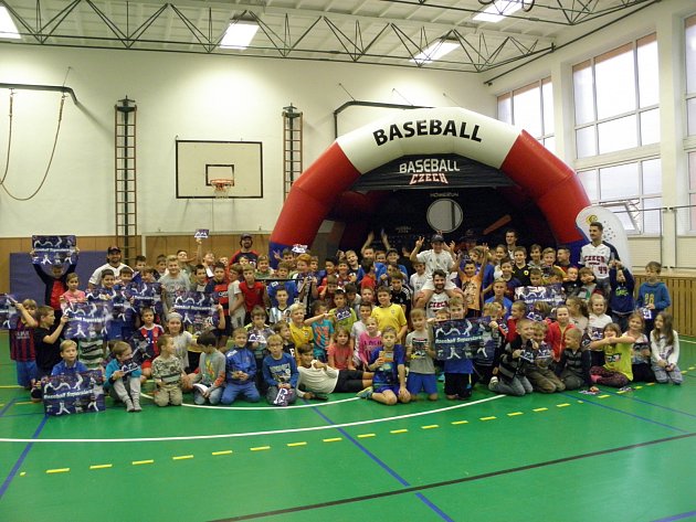 Baseball ukazoval školákům v Ostravě-Hrabůvce i bývalý žák.