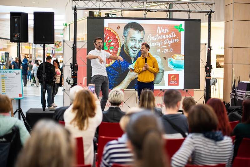 Gastronaut Fest v ostravském Avion Shopping Parku.