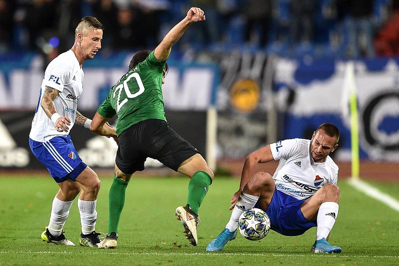 Utkání 11. kola první fotbalové ligy: Baník Ostrava - 1. FK Příbram, 30. září 2019 v Ostravě. Na snímku (zleva) Jiří Fleišman, Jaroslav Tregler a Denis Granečný.