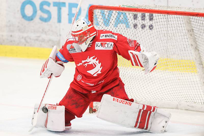 Čtvrtfinále play off hokejové extraligy - 3. zápas: HC Vítkovice Ridera - HC Oceláři Třinec, 24. března 2019 v Ostravě. Na snímku brankář Třince Šimon Hrubec.