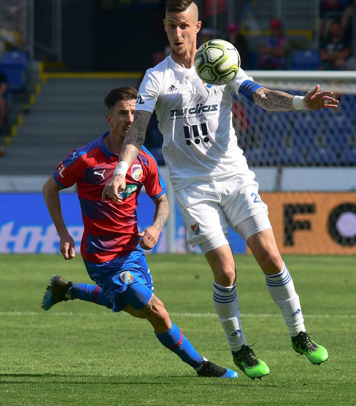 Petržela Milan a Jiří Fleišman - Utkání 5. kola nádstavby první fotbalové ligy FORTUNA:LIGA, skupina o titul: FC Viktoria Plzeň - FC Baník Ostrava, 26. května 2019 v Plzni.