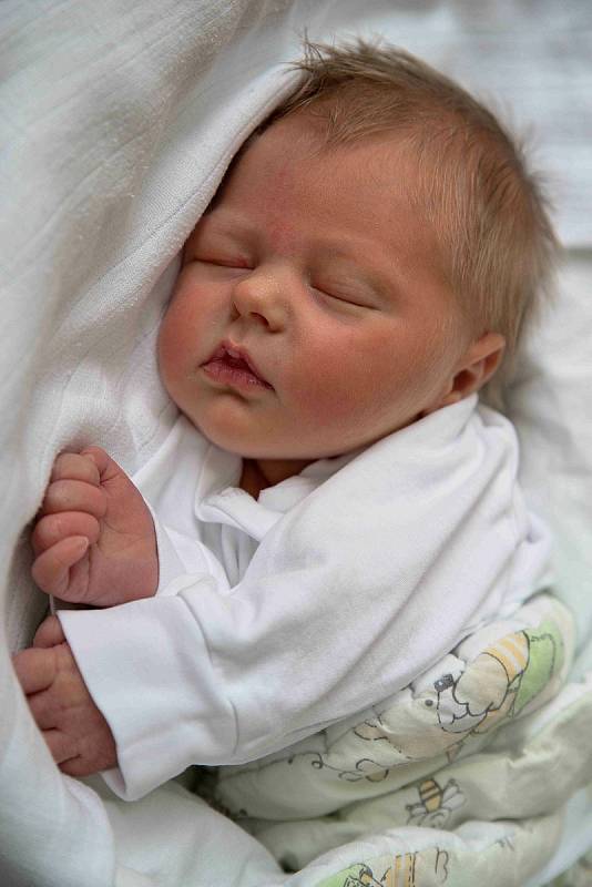 Natálie Klimová, Karviná, narozena 30. srpna 2021 v Karviné, míra 48 cm, váha 3000 g. Foto: Marek Běhan