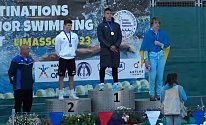 Plavci KPS Ostrava Tobias Kern, Vanda Švidrnochová a Anna Šťávová startovali na mezistátním multiutkání juniorů na Kypru.