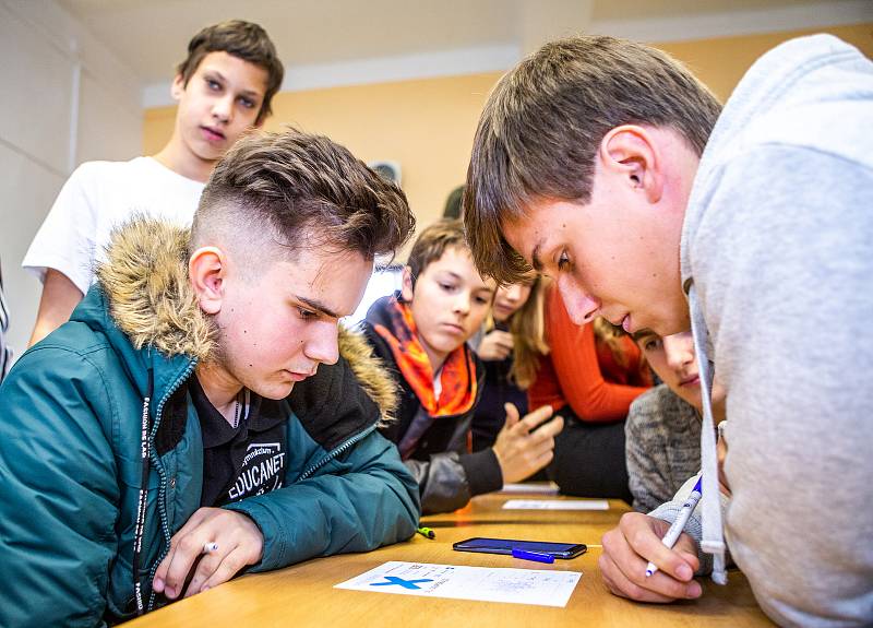 Oblastní turnaj soutěže pišqworky se uskutečnil na Gymnáziu v Ostravě- Zábřehu, Volgogradská 6a, 4. listopadu 2019 v Ostravě.