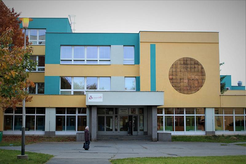 Základní a mateřská škola B. Dvorského.