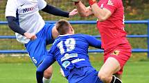 I sedmé utkání na domácím trávníku fotbalisté Blanska (bílé dresy) vyhráli. Ve 12. kole Moravskoslezské ligy porazili MFK Frýdek-Místek 1:0. Foto: Josef Kratochvíl