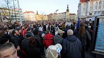 Svůj nesouhlasný názor se současnou politikou přišli vyjádřit i lidé v Ostravě.