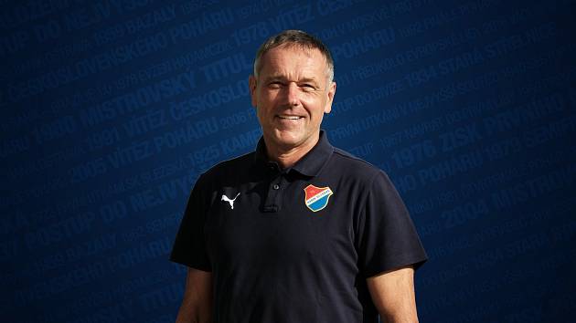 Luděk Mikloško, sportovní ředitel fotbalového Baníku Ostrava.
