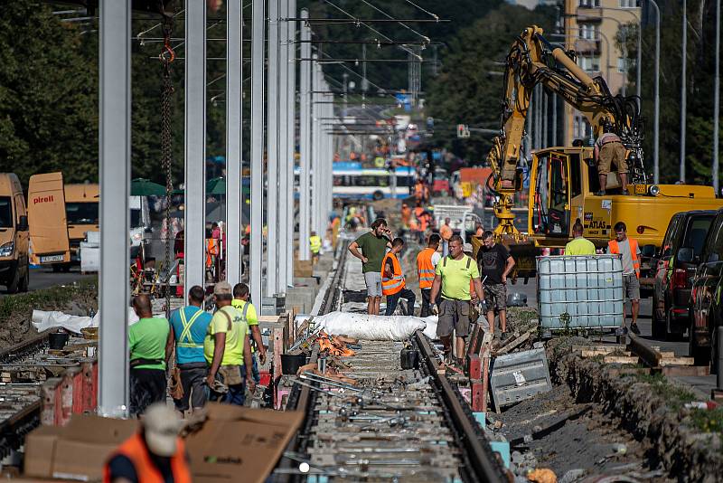 Modernizace tramvajové trati v Opavské ulici, 10. srpna 2022, Ostrava-Poruba.