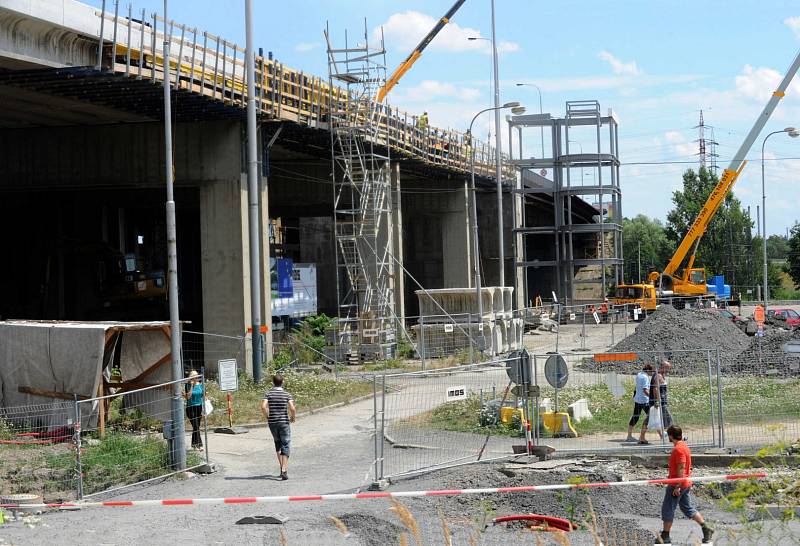 Snímek z rekonstrukce svinovských mostů v roce 2012. Ilustrační foto.