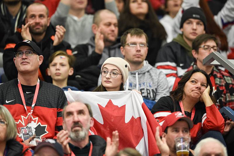 Mistrovství světa hokejistů do 20 let, skupina B: Kanada - ČR, 31. prosince 2019 v Ostravě. Na snímku fanoušci.