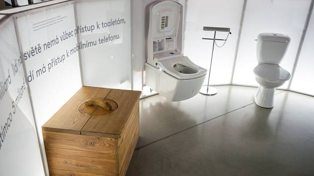 Tyto mnohdy až futuristicky vyhlížející toalety s nejmodernějšími technickými vychytávkami najdete v Dolní oblasti Vítkovic.  
