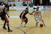 Z basketbalového zápasu Mattoni NBL, kdy se utkaly týmy NH Ostrava a  Geofin Nový Jičín.