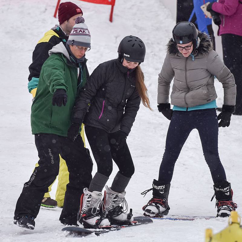 Olympijský festival u Ostravar Arény, 16. února 2018 v Ostravě, sportoviště - snowboarding.