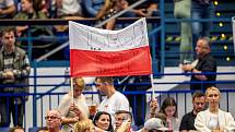 Tenisový turnaj žen WTA Agel Open 2022, 7. října 2022, Ostrava. Iga Swiatek z Polska a Catherine MCnally z USA. Fanoušci.