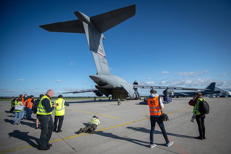 Přílet amerického transportní letoun Lockheed C-5M Super Galaxy, 18. září 2019 v Mošnově