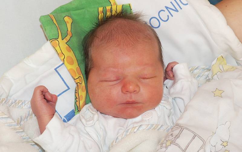 Benjamín Juchelka, 13. 4. 2019, 50 cm, 3970 g, Ostrava. Fakultní nemocnice Ostrava.