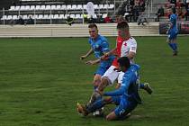 MOL Cup, 2. kolo, SK HS Kroměříž (červenobílé dresy) - FC Baník Ostrava, 21. září 2022.