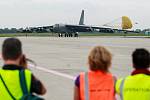 Přílet bombardérů B-52H Stratofortress a nadzvukového "stealth" B-1B Lancer na ostravské letiště Leoše Janáčka v Mošnově.