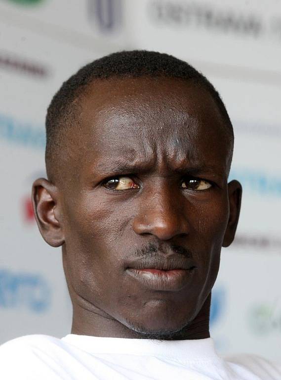 Hvězdy Zlaté tretry se představily na tiskové konferenci. Ezekiel Kemboi