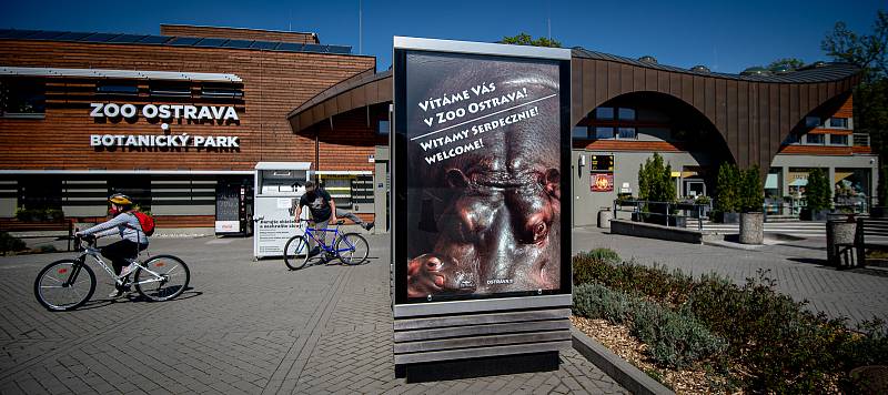 Vstupní budova do Zoo Ostrava. Ilustrační foto.