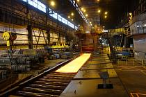 Představitelé vedení a odborové organizace ve společnosti Vítkovice Steel uzavřeli kolektivní vyjednávání. Dohodli se na novém znění kolektivní smlouvy na dalších pět let, na mzdovém vývoji a zaměstnaneckých benefitech pro příští rok.